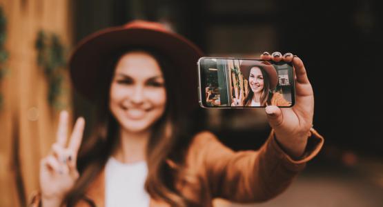 Frasi per selfie su Instagram