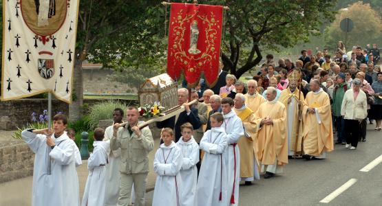 Sognare processione